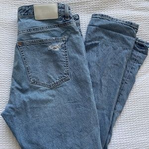 H&M boyfriend low waist jeans ultra ripped